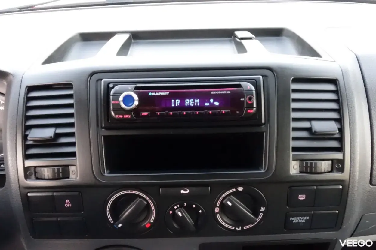 Volkswagen Transporter T5 2.0 75kW