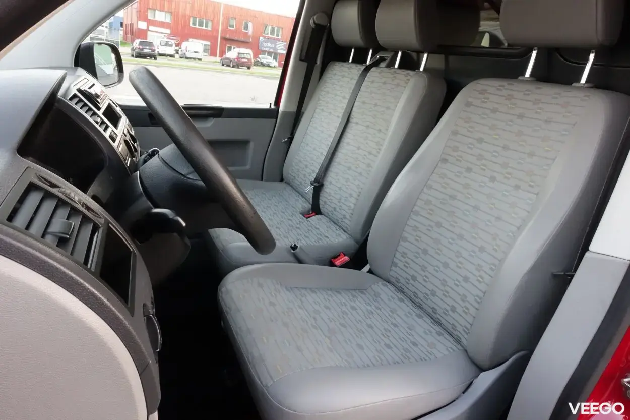 Volkswagen Transporter T5 2.0 75kW