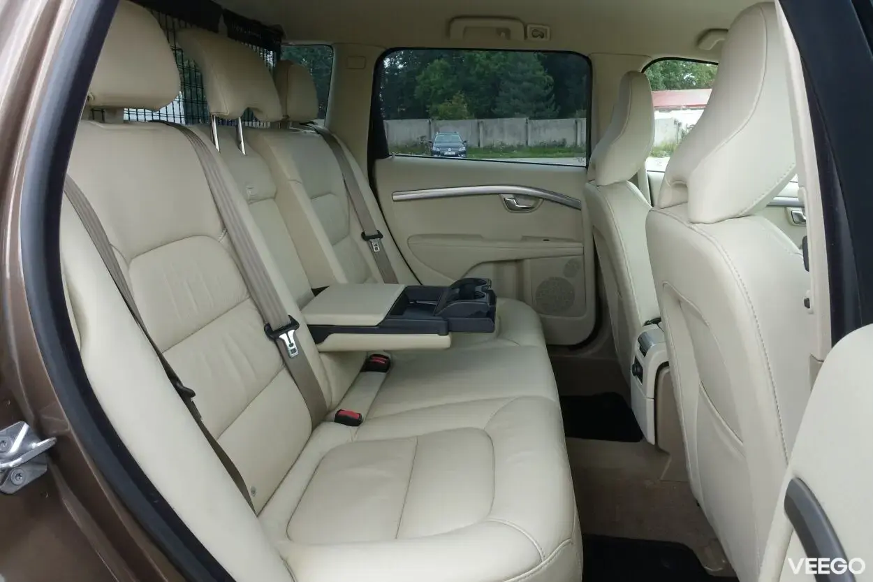 Volvo V70 Momentum 2.0 120kW