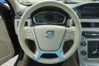 Volvo V70 Momentum 2.0 120kW thumbnail