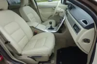 Volvo V70 Momentum 2.0 120kW thumbnail