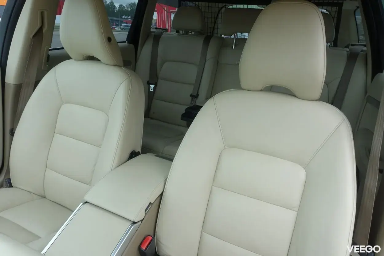 Volvo V70 Momentum 2.0 120kW