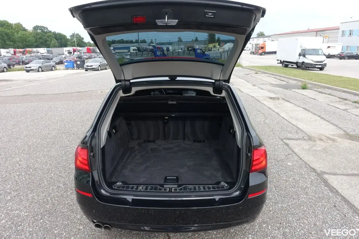 BMW 530D Touring 3.0 180kW