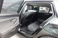 BMW 530D Touring 3.0 180kW thumbnail