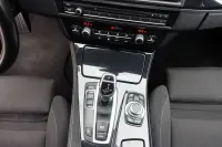 BMW 530D Touring 3.0 180kW thumbnail