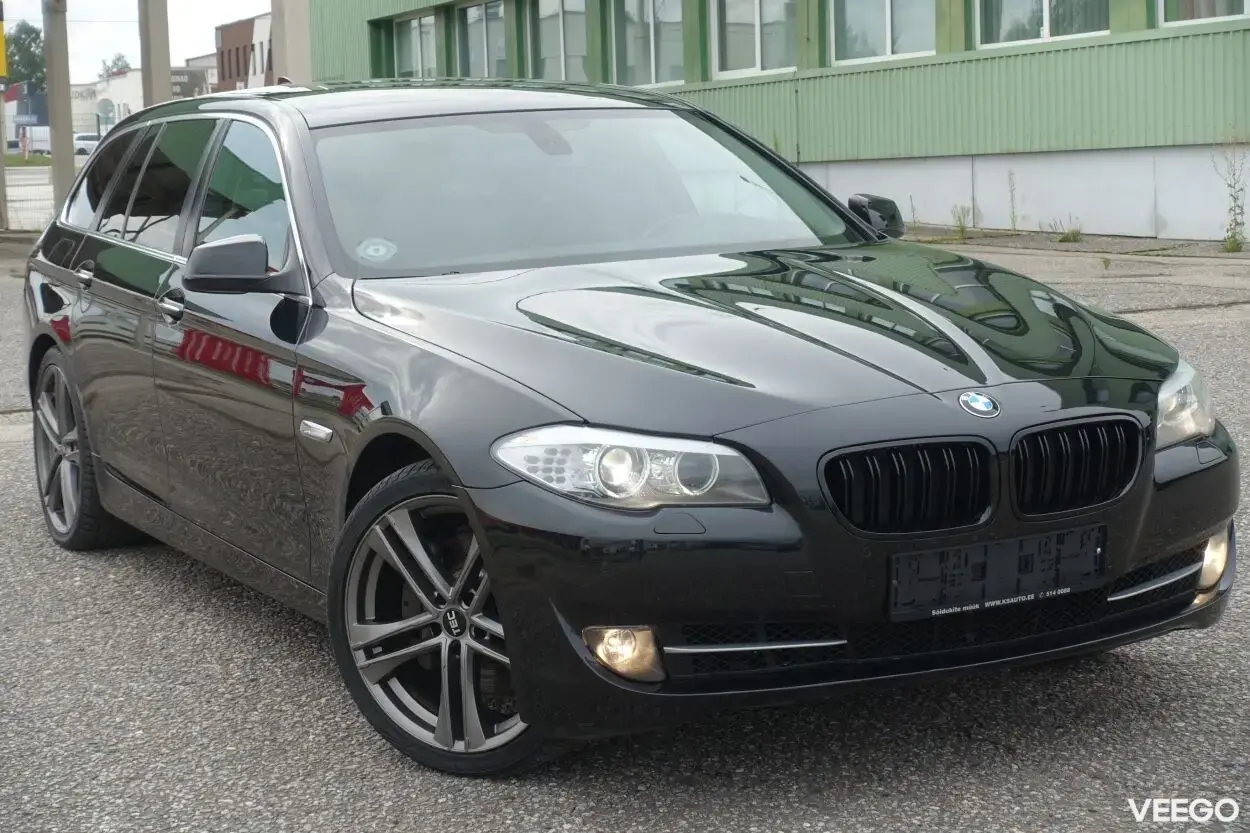 BMW 530D Touring 3.0 180kW