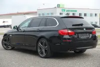 BMW 530D Touring 3.0 180kW thumbnail