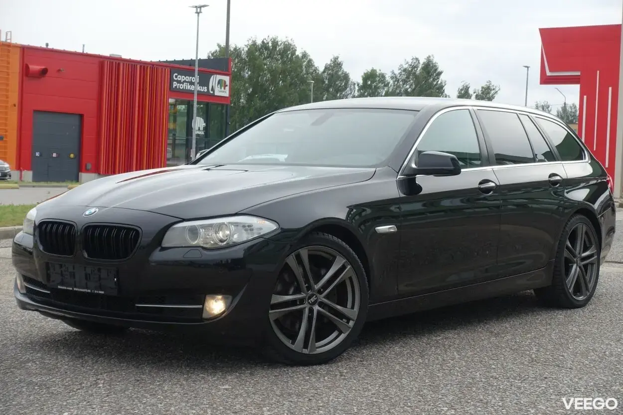 BMW 530D Touring 3.0 180kW