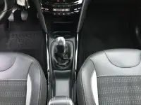 Peugeot 2008 Crossover Allure 1.6 73kW thumbnail