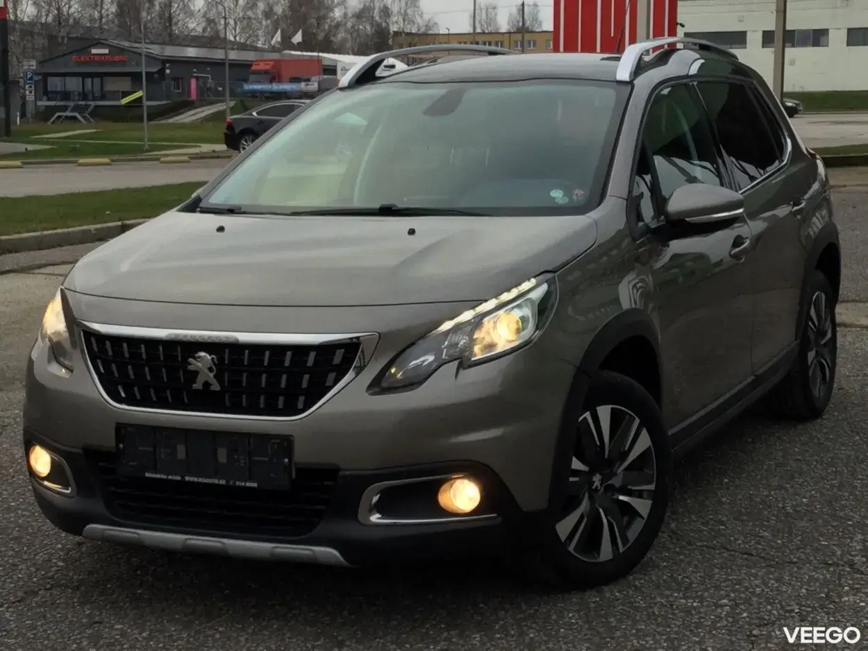 Peugeot 2008 Crossover Allure 1.6 73kW