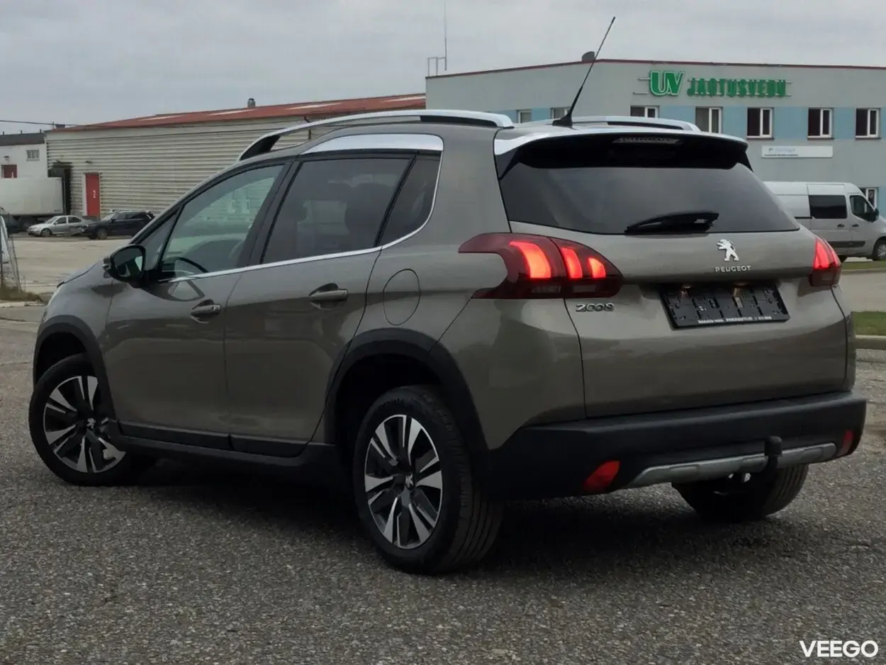 Peugeot 2008 Crossover Allure 1.6 73kW