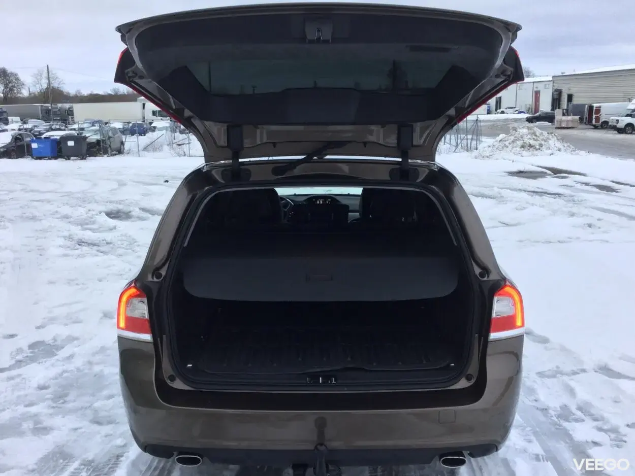 Volvo V70 Summum 2.0 133kW