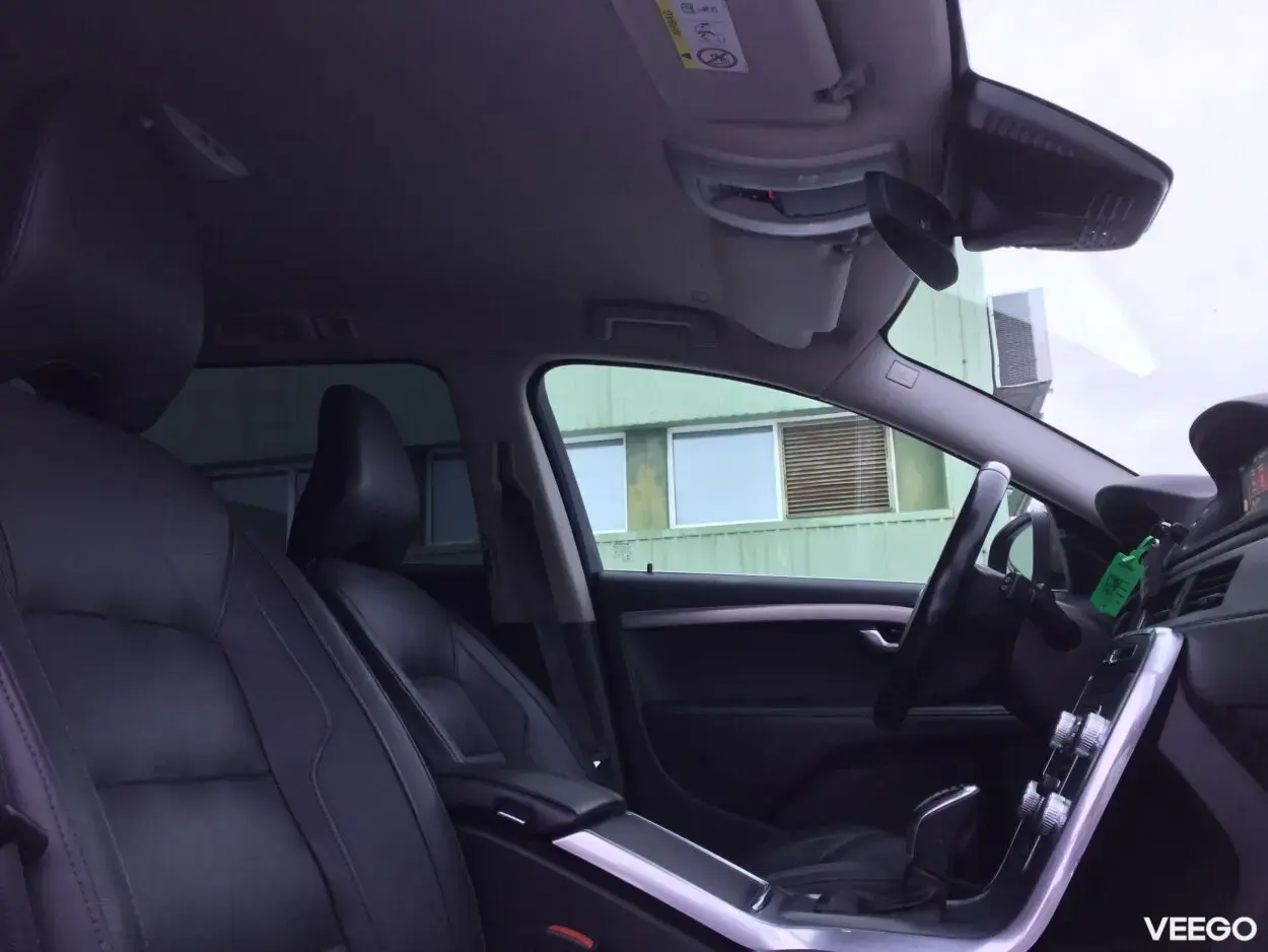 Volvo V70 Summum 2.0 133kW