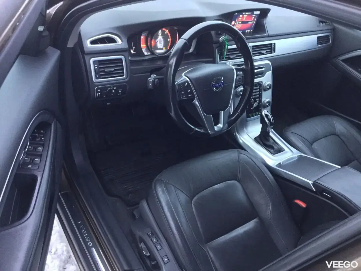 Volvo V70 Summum 2.0 133kW