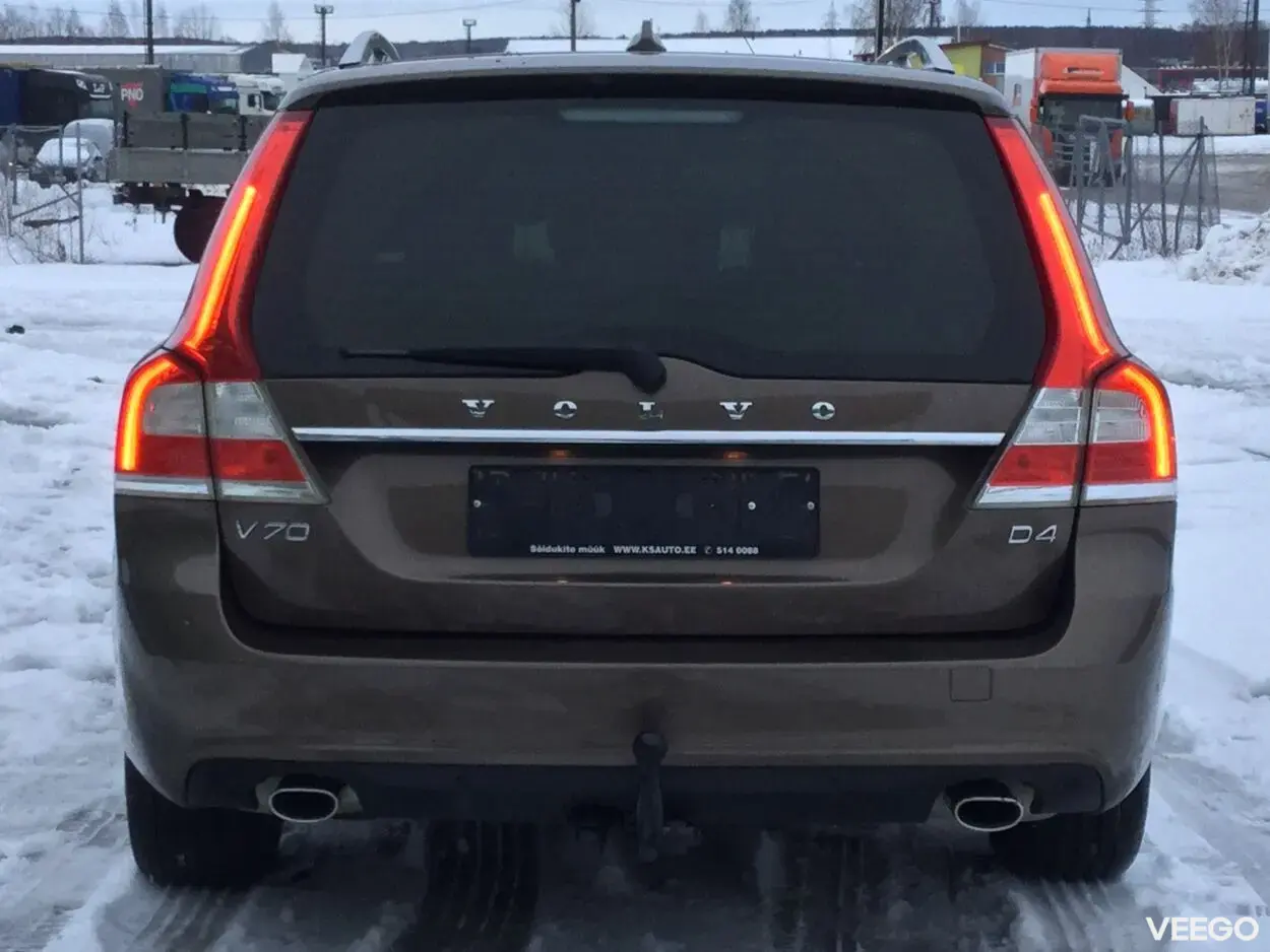 Volvo V70 Summum 2.0 133kW