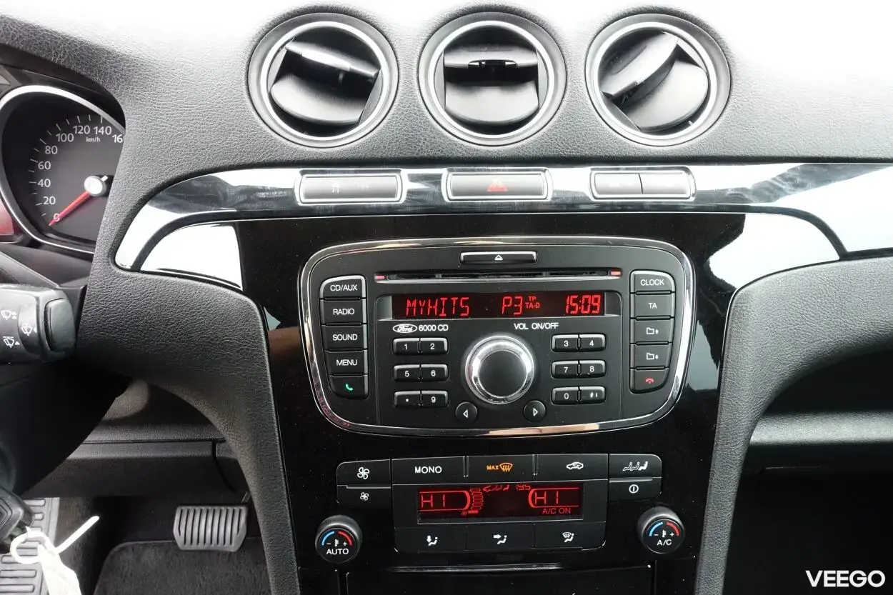 Ford Galaxy Titanium 2.0 120kW