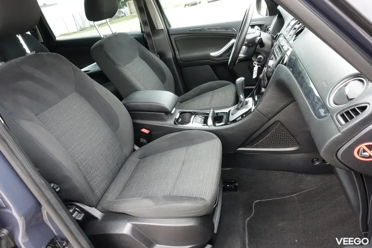 Ford Galaxy Titanium 2.0 120kW