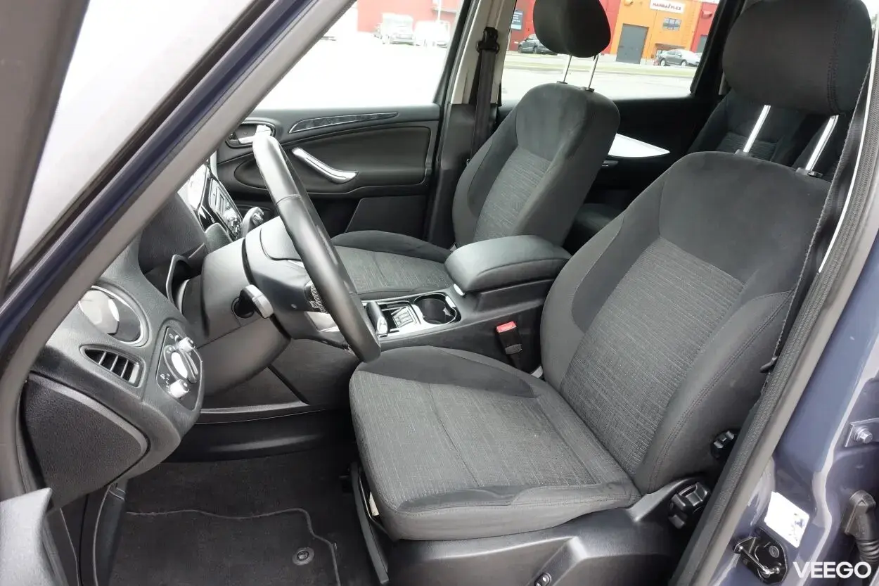 Ford Galaxy Titanium 2.0 120kW