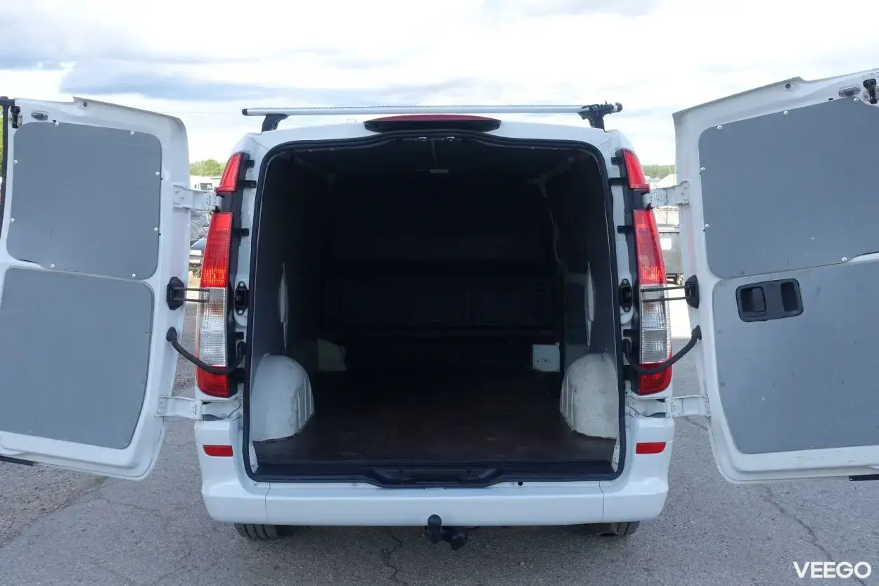 Mercedes-Benz Vito 113 Long L2H1 2.1 100kW