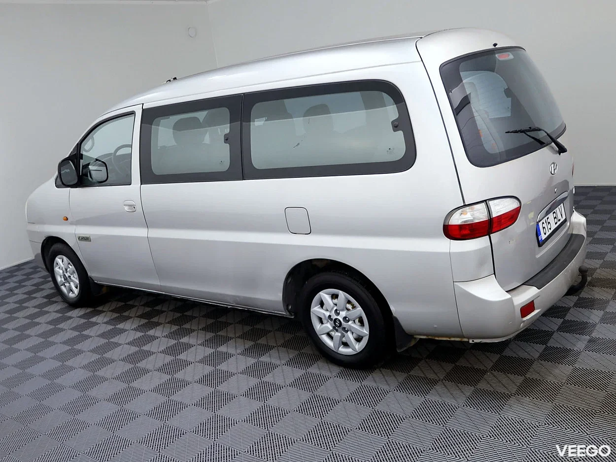 Hyundai H1 2.5 104kW