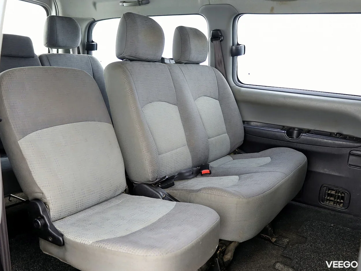 Hyundai H1 2.5 104kW