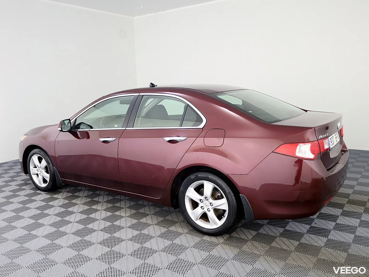 Honda Accord 2.0 115kW