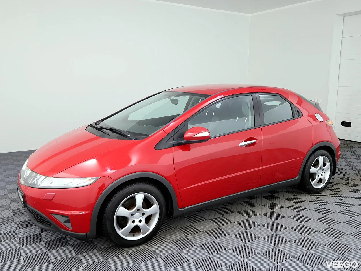 Honda Civic 1.8 104kW