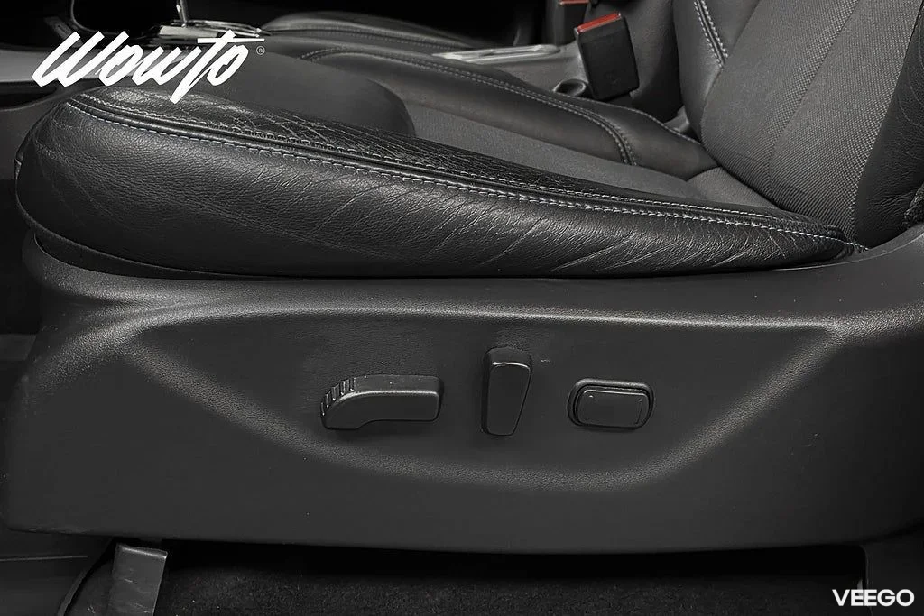 Nissan Navara DH 2.3 DCi 4WD 190HK N-Guard /Diffspärr /Moms 140kW