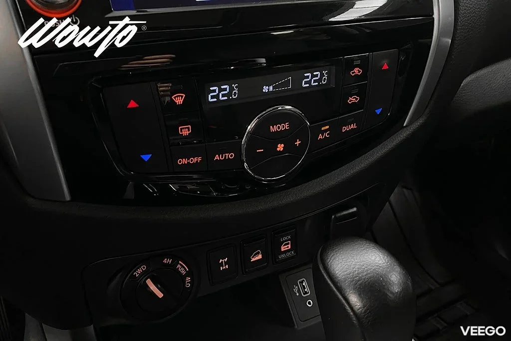 Nissan Navara DH 2.3 DCi 4WD 190HK N-Guard /Diffspärr /Moms 140kW