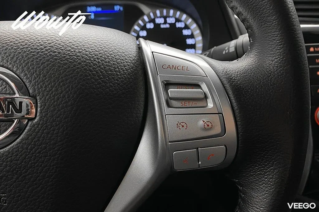 Nissan Navara DH 2.3 DCi 4WD 190HK N-Guard /Diffspärr /Moms 140kW