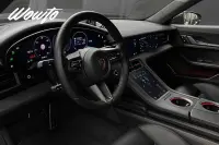 Porsche Taycan Turbo S Sport Turismo 761HK /PCCB /Se Spec 560kW