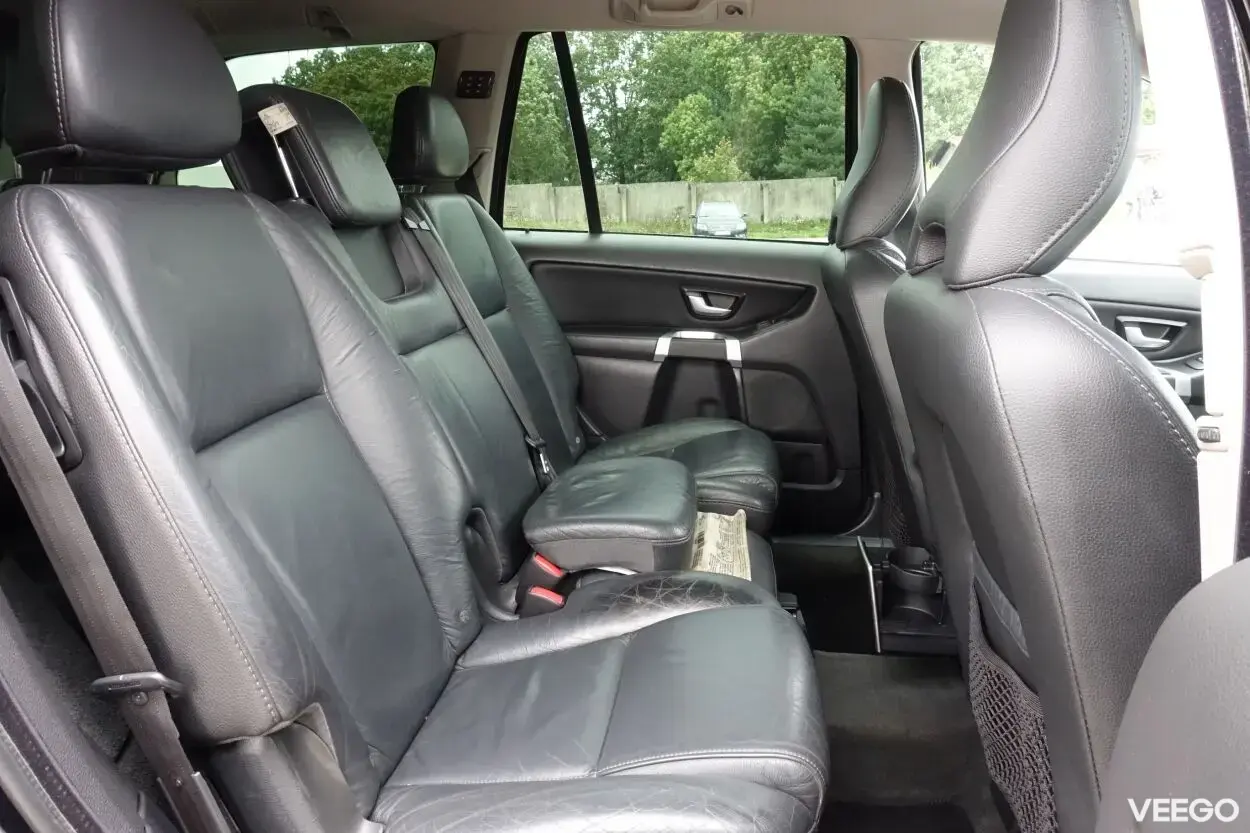 Volvo XC90 Summum AWD 7k 2.4 136kW