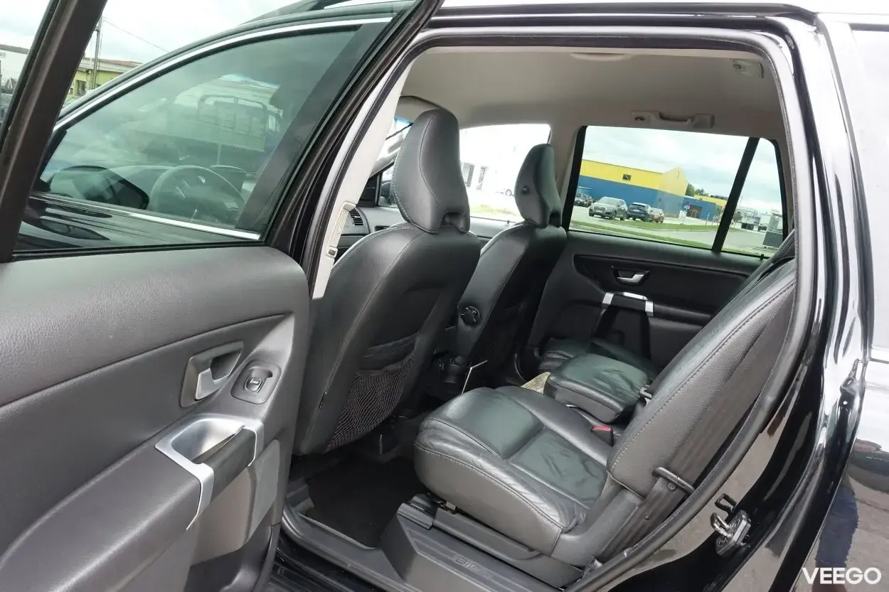 Volvo XC90 Summum AWD 7k 2.4 136kW