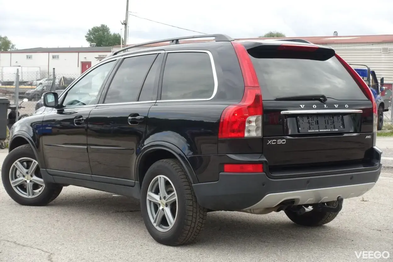 Volvo XC90 Summum AWD 7k 2.4 136kW