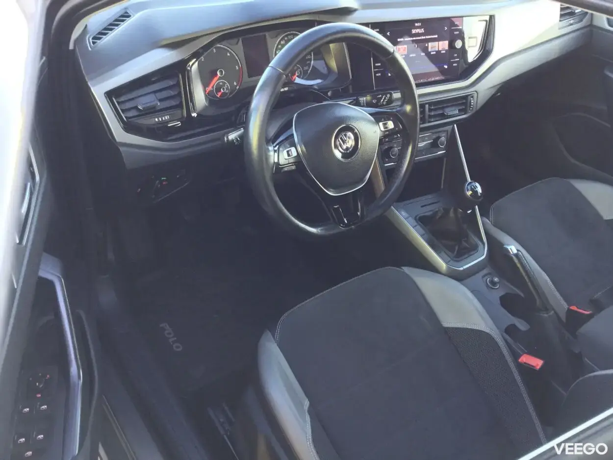 Volkswagen Polo VI Comfortline 1.6 70kW