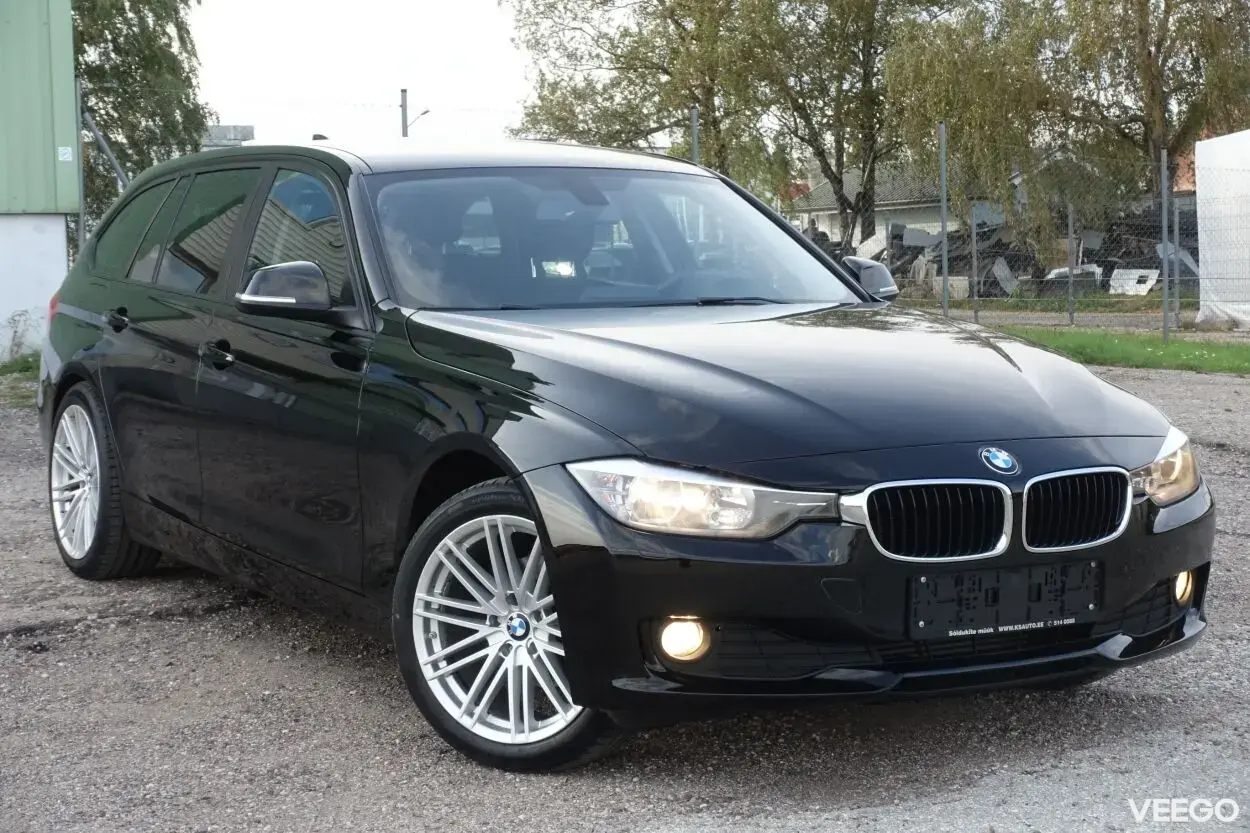 BMW 318D Touring 2.0 105kW