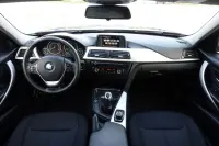 BMW 318D Touring 2.0 105kW thumbnail