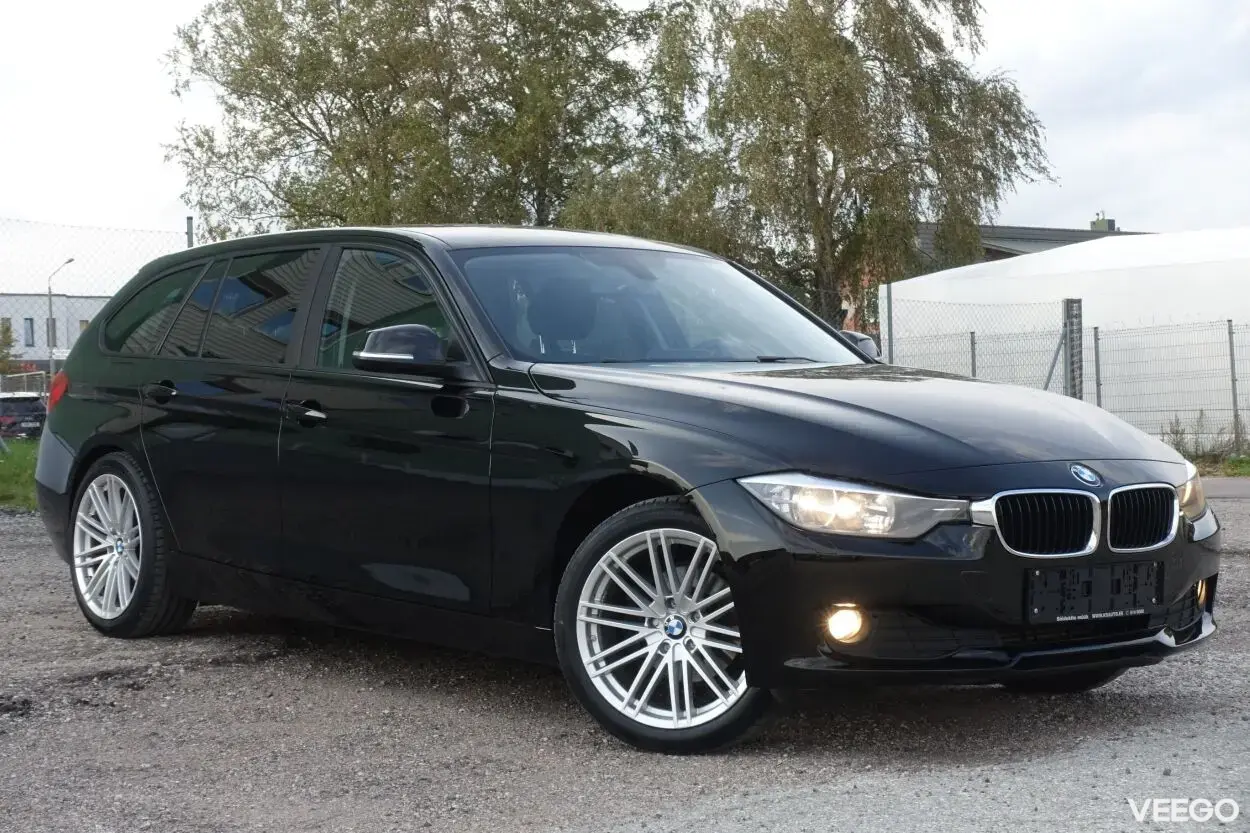 BMW 318D Touring 2.0 105kW