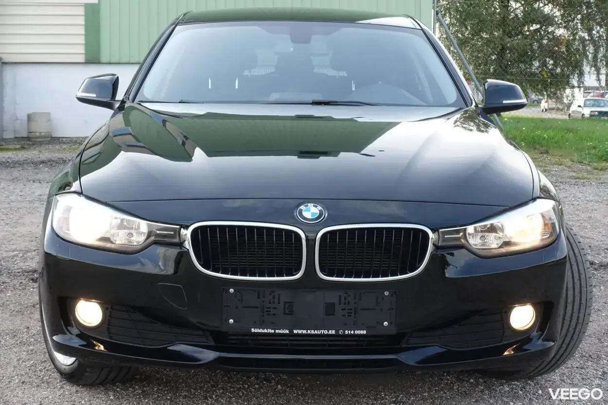 BMW 318D Touring 2.0 105kW