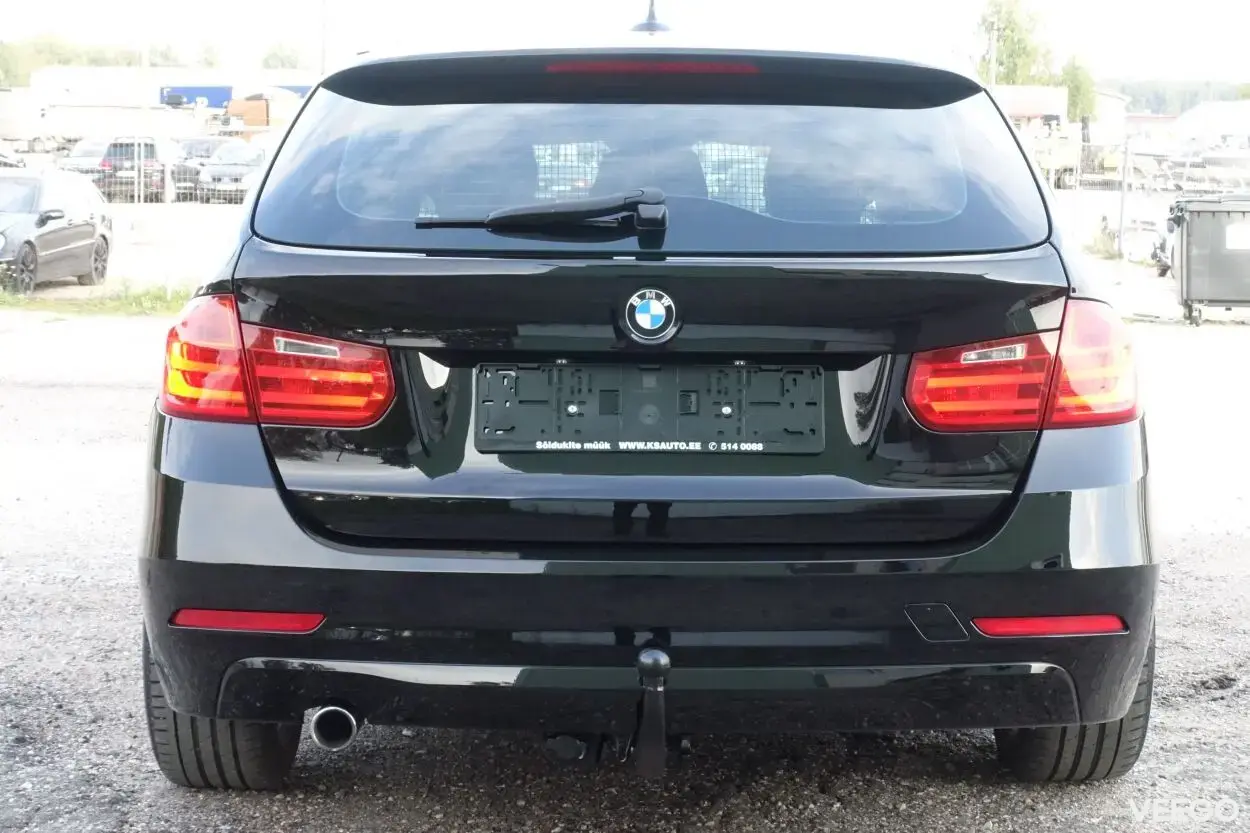 BMW 318D Touring 2.0 105kW