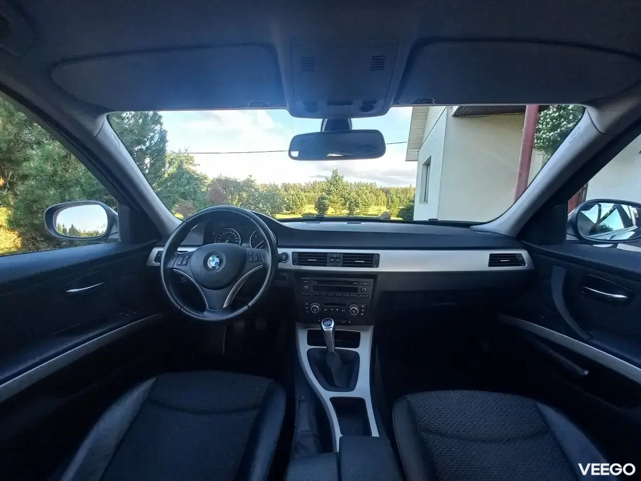 BMW 320 Touring 2.0 105kW