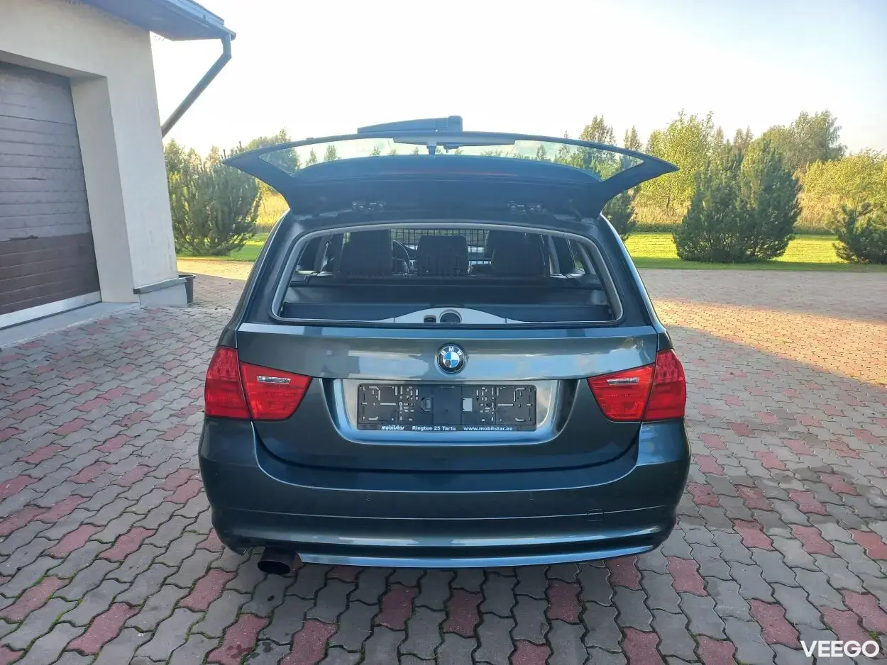 BMW 320 Touring 2.0 105kW