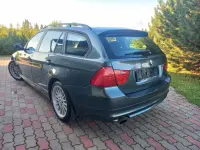 BMW 320 Touring 2.0 105kW thumbnail