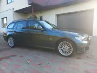 BMW 320 Touring 2.0 105kW thumbnail