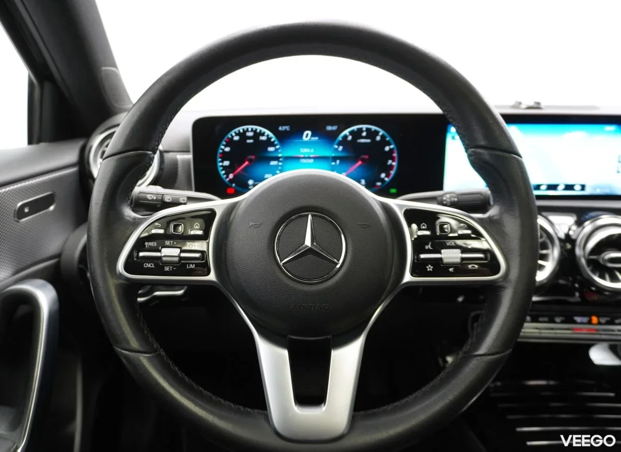 Mercedes-Benz A200 Sportback 1.3 120kW