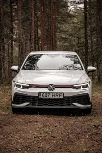 Volkswagen Golf GTI CLUBSPORT 2.0 221kW thumbnail
