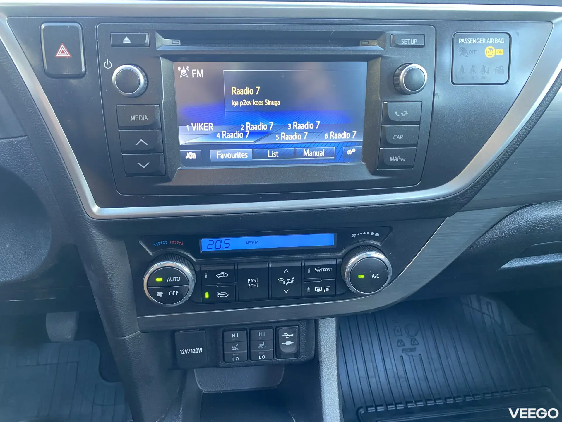 Toyota Auris 1.6 97kW