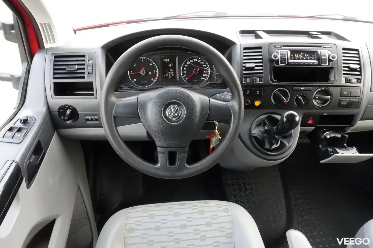 Volkswagen Transporter T5 2.0 103kW