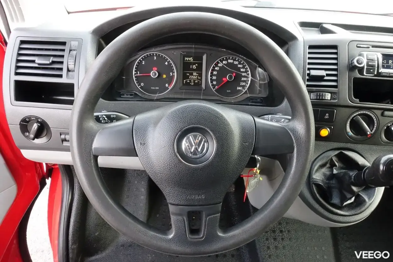 Volkswagen Transporter T5 2.0 103kW