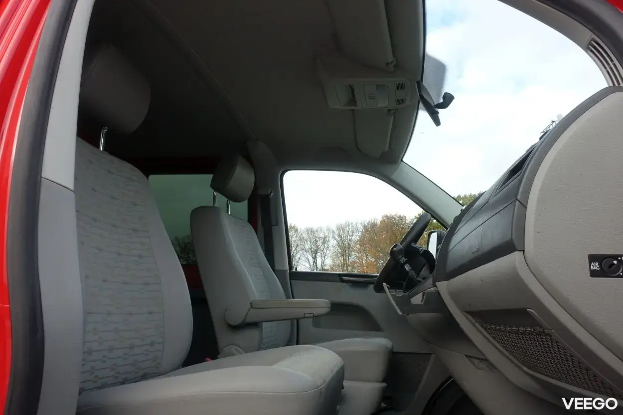 Volkswagen Transporter T5 2.0 103kW